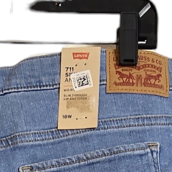 Levis Strauss Womens 711 Skinny Ankle Jeans Mid Rise 18W Plus Blue - Picture 14 of 14